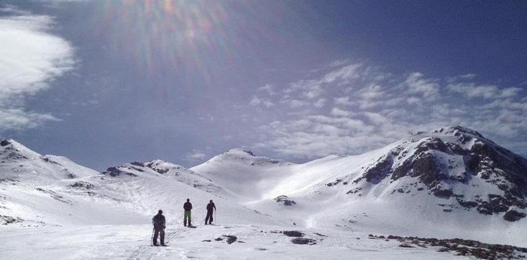 Sotres acogió el primer Festival de Splitboard de Picos de Europa