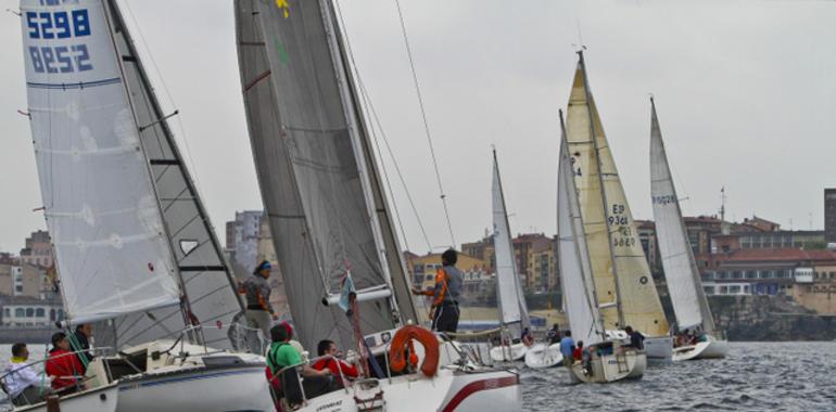 Vuelven a izarse las velas en la Bahía de San Lorenzo