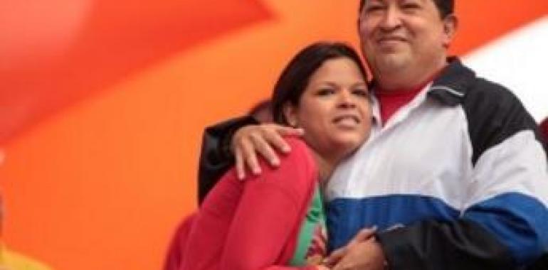 Maduro acusa implícitamente a EEUU de haber inoculado el cáncer a Chávez