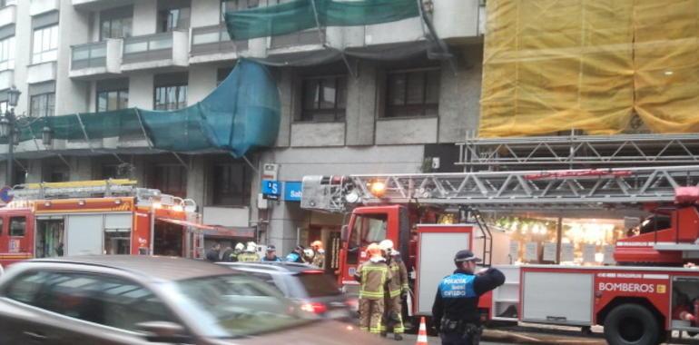 Sofocan un incendio en la sucursal del banco Sabadell en Muñoz Degraín