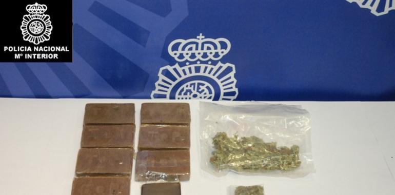 Dos detenidos en Oviedo por tráfico de drogas