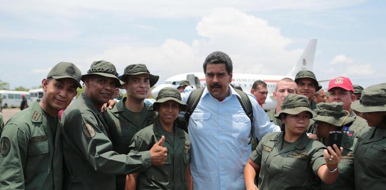 La Fuerza Armada Nacional Bolivariana apoya al candidato Maduro