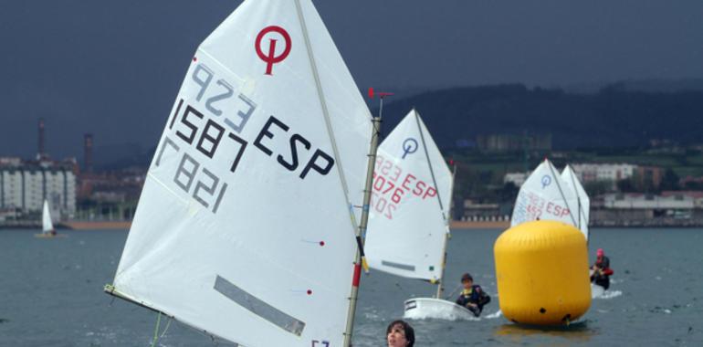 Trofeo de Santa Catalina Vela Ligera, el fin de semana en la bahía de San Lorenzo