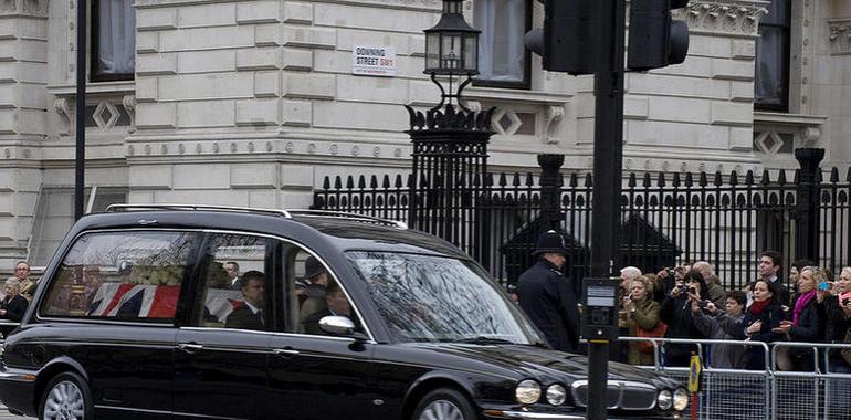 Londres despide en las calles a la Dama de Hierro