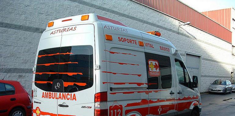 Un trabajador gravemente herido tras caer 10 metros en el Santuario de la Cueva, Infiesto