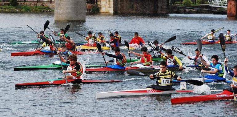 La Ría de Navia acoge el XXVI Campeonato de Asturias de Travesías