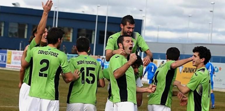 El Oviedo vuelve al tercer puesto