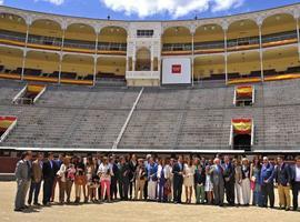 Las Ventas acoge una muestra con objetos personales de 13 figuras del toreo