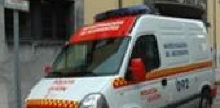 Tres heridos en un accidente de tráfico en la calle Río de Oro, en Gijón