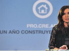 Presidenta expresa solidaridad e \"impotencia\" a familias de muertos y heridos en choque de trenes