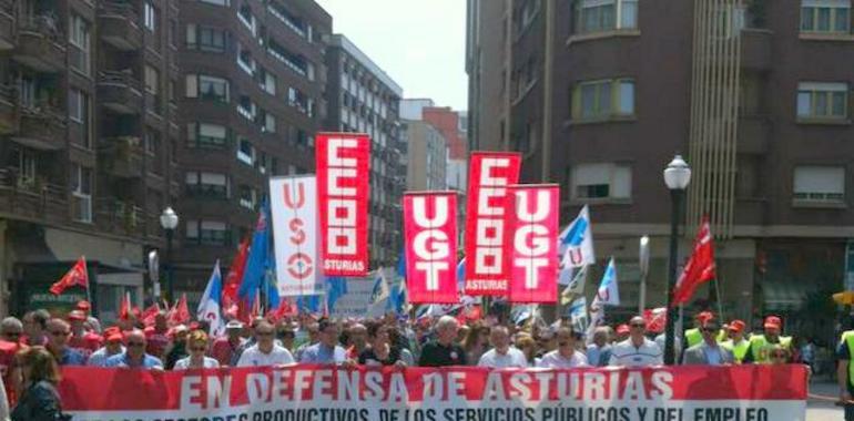 Miles de voces en Gijón contra los recortes: alto y claro