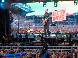  Bruce Springsteen, inmenso en Gijón