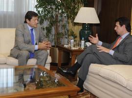 El presidente del Principado se reúne el lunes con el ministro de Industria