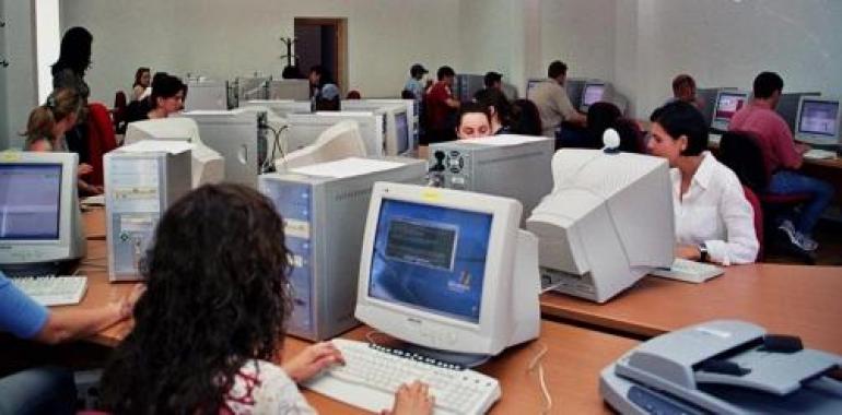 Vecinos de Blimea reivindican que el Telecentro sea Centro de Desarrollo Tecnólogico Local