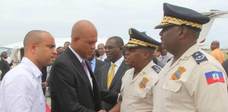 Martelly decreta alerta roja en Haití debido a la amenaza de tormentas en todo el país