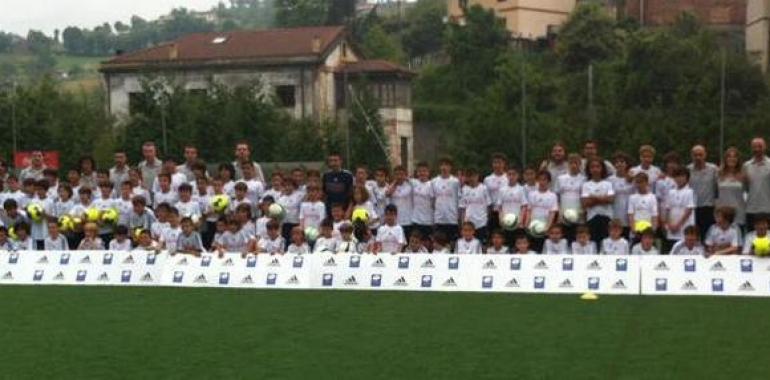 David Villa visita su Campus