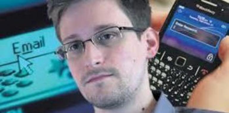 Snowden pedirá asilo en Rusia según activista de DDHH  