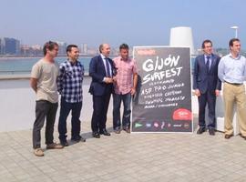 Las 120 mejores promesas del surf mundial esperarán la ola en Gijón durante el ASP Pro Junior