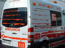 Llanera: Herido muy grave al caer al fondo de un depósito en una bodega en El Castiello