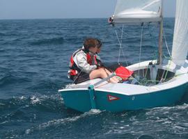 Alta participación en el Trofeo de Verano Vela Ligera, en San Lorenzo