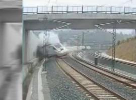 Así fue el accidente de tren en Santiago de Compostela (Vídeo)