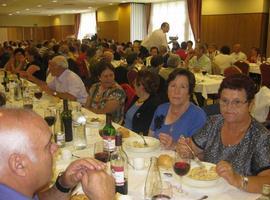 Cangas del Narcea celebra el IV Encuentro de Personas Mayores