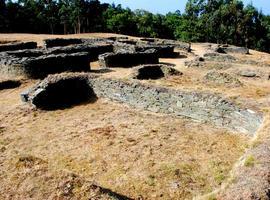 Los castros de Mohias y San Chuis, listos para recibir visitas