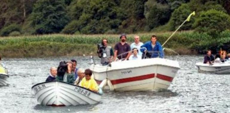 El Descenso a nado de la Ría de Navia batirá este año un nuevo récord de participación