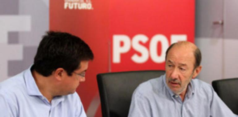 Óscar López anuncia una “ofensiva” del PSOE en defensa de la educación pública