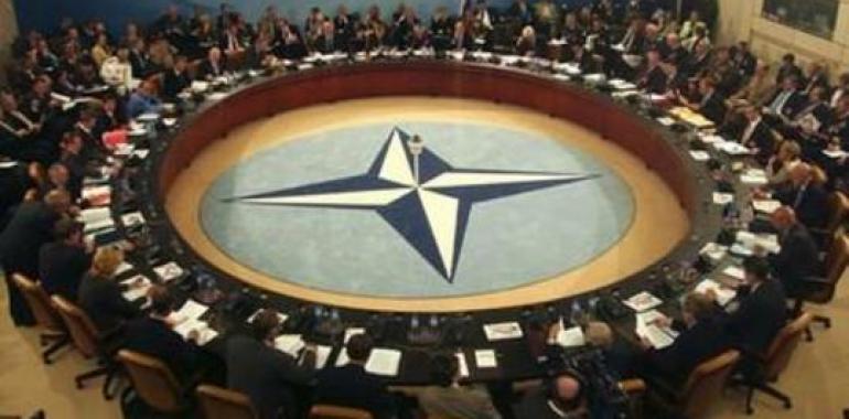 OTAN se reúne para evaluar una posible intervención militar en Siria  