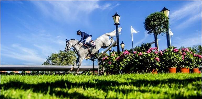 Los jinetes extranjeros acapararon los triunfos en el CSIO 5* de Gijón 2013