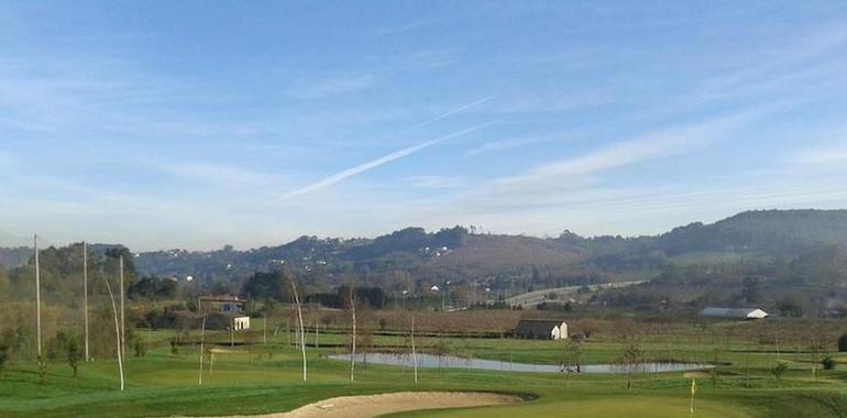 Liga de equipos en el Club Deva Golf de Gijón