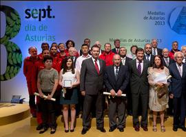 Los premiados con las Medallas de Asturias como ejemplo del coraje de la patria cívica