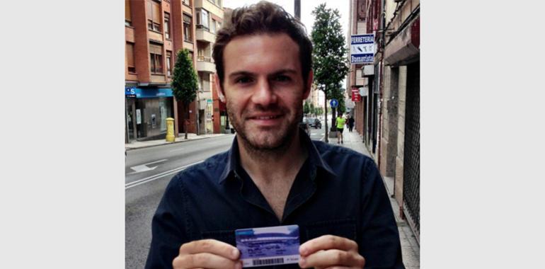 Juan mata, abonado 10.000 del Oviedo