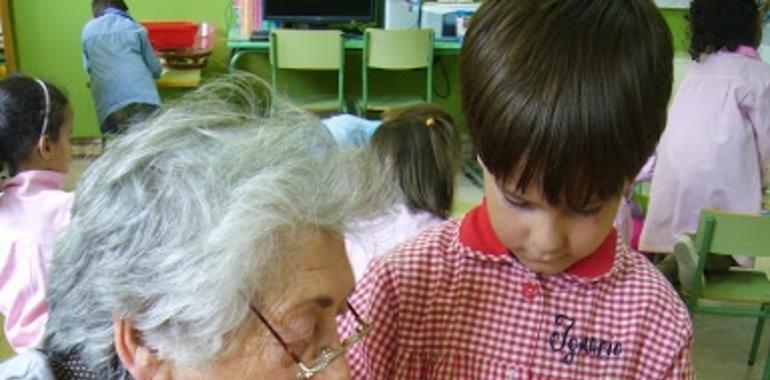 Los escolares de Buñuel aprenden a través de las abuelas el pasado y las tradiciones de su localidad 