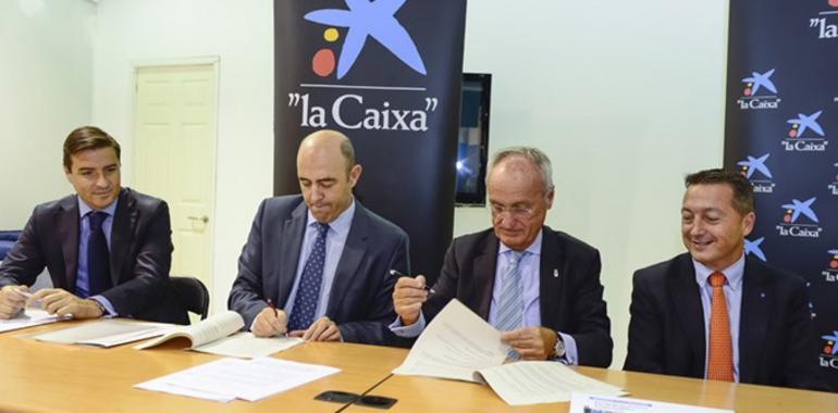 El Real Oviedo y la Caixa firman un acuerdo de colaboración