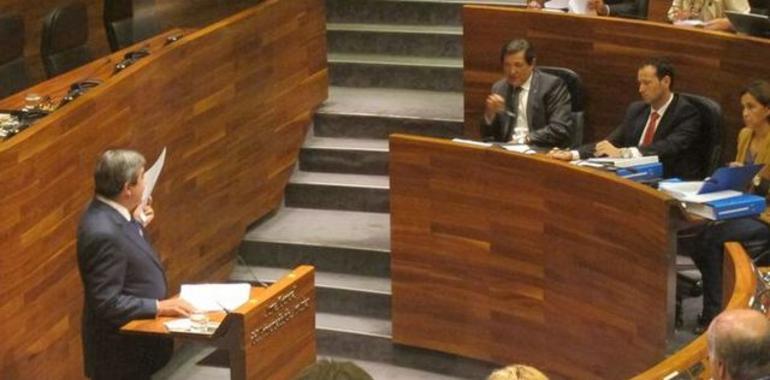  Cascos pregunta a Fernández si piensa "seguir atornillado al sillón" si sus socios lo abandonan