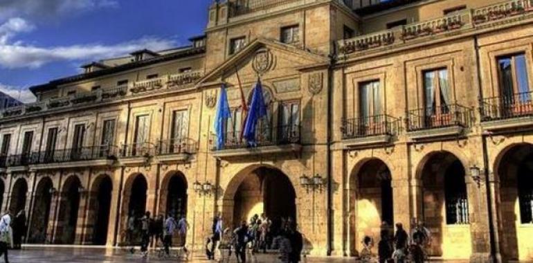 La oposición tumba la subida del PP y congela las tasas municipales de Oviedo