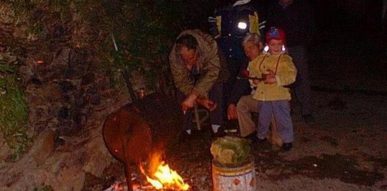 Noche mágica en Navelgas col Esfoyón y el Amagosto