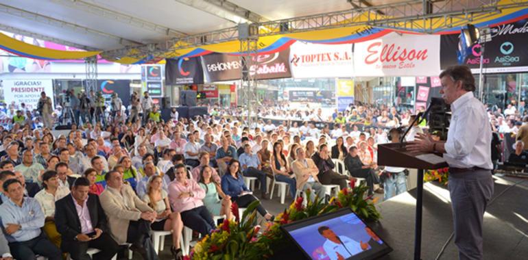 Santos anuncia llegada de dos mil policías más a Medellín