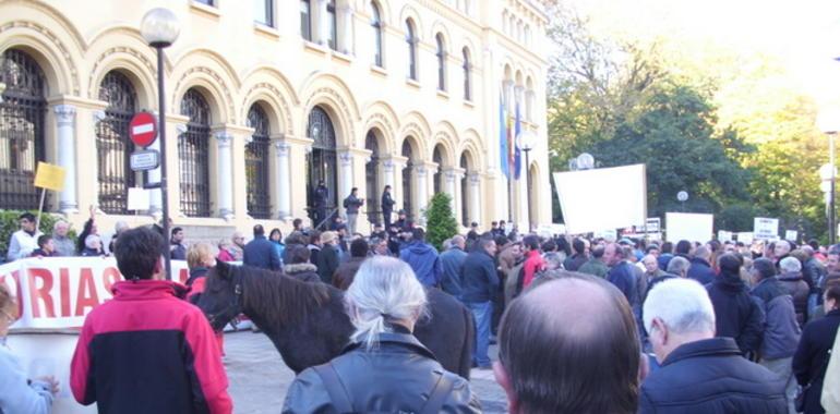 El PAS apoya a los campesinos y ganaderos asturianos