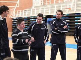 El Oviedo Baloncesto compartió una jornada con la Asociación Sindrome de Down Asturias 