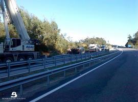 La fuga de metano en Cadavedo obliga a alejar a los vecinos del lugar del suceso