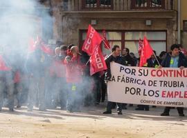 Defensa se \moja\ para mantener la Fábrica de Armas de Coruña, pero \no tiene dinero\ para Trubia