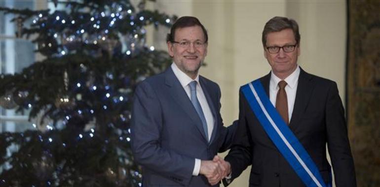 Rajoy impone la Gran Cruz del Mérito Civil al ministro de Relaciones Exteriores alemán