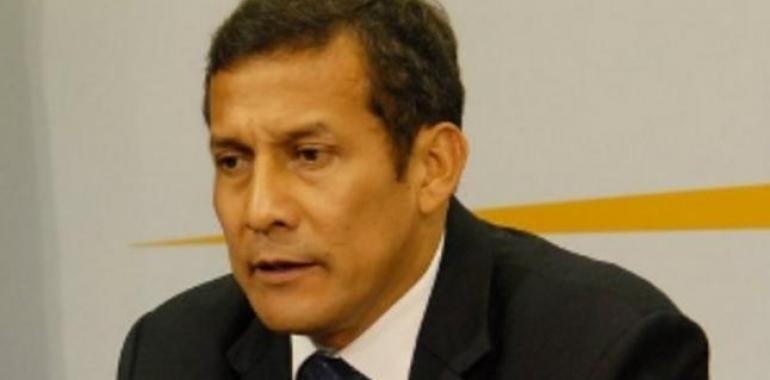 Presidente Ollanta Humala felicita a Daniel Abugattás por su designación como Presidente del Congreso 