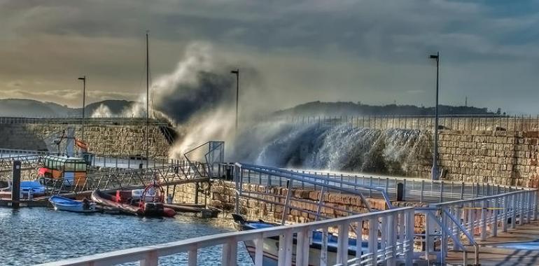 Alerta por lluvias, fuertes vientos y oleaje en el litoral asturiano