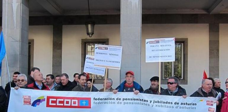 Pensionistas piden la devolución del copago y ayudas frente al tarifazo eléctrico