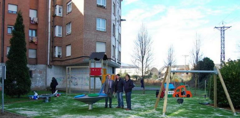 Nueva zona de juegos infantiles de 3 a 12 años para Lugones