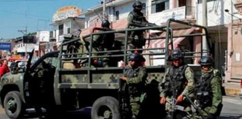 Investigan financiación de autodefensas en Michoacán  